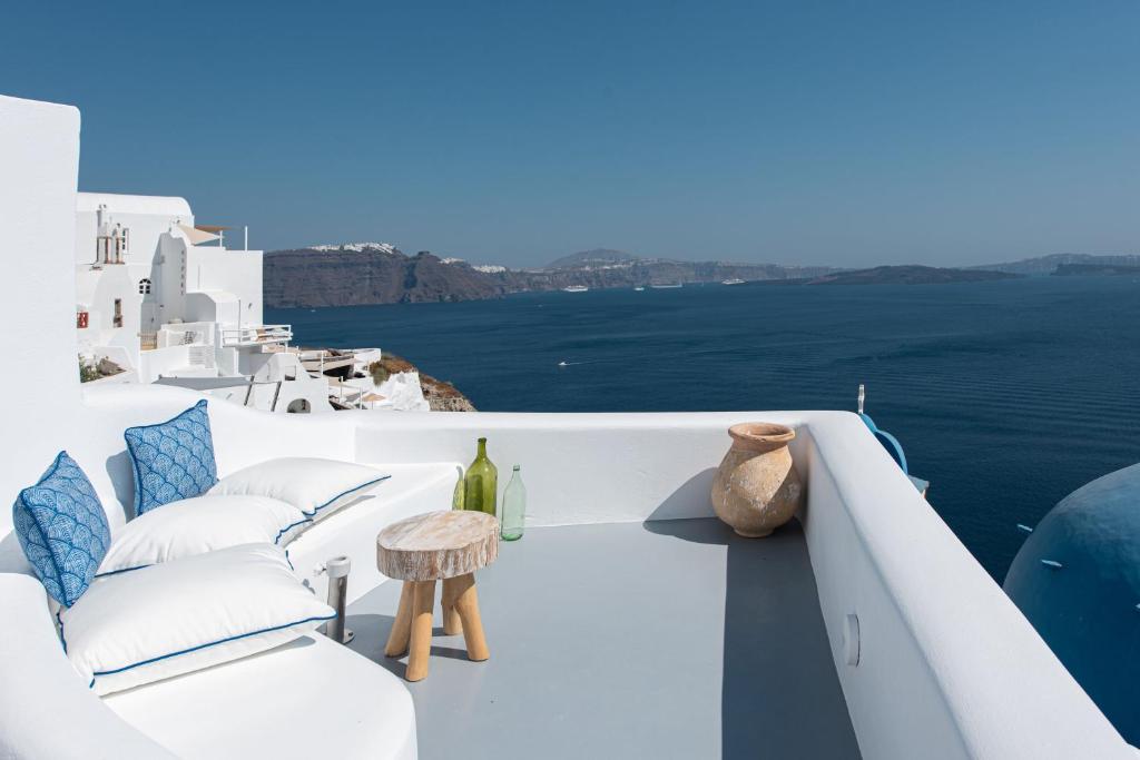 Oia Spirit Residences - 8