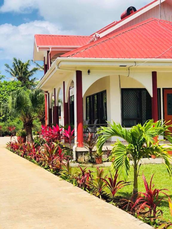 Tonga Holiday Villa