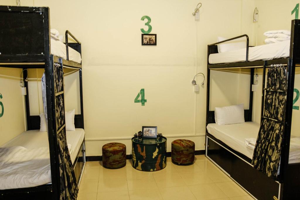 DMZ Hostel - 混合宿舍间的双层床