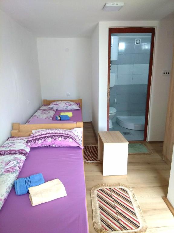 Guesthouse Mirkovic - Zweibettzimmer Mit Seeblick