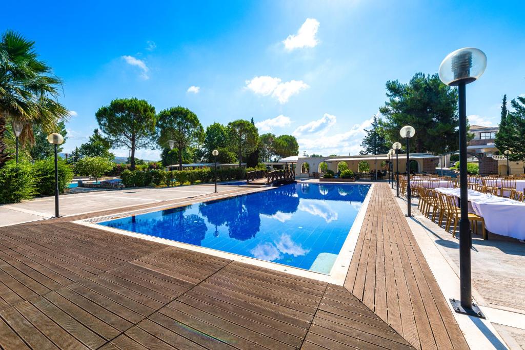 Bazén v ubytování Hotel Vyzantino nebo v jeho okolí