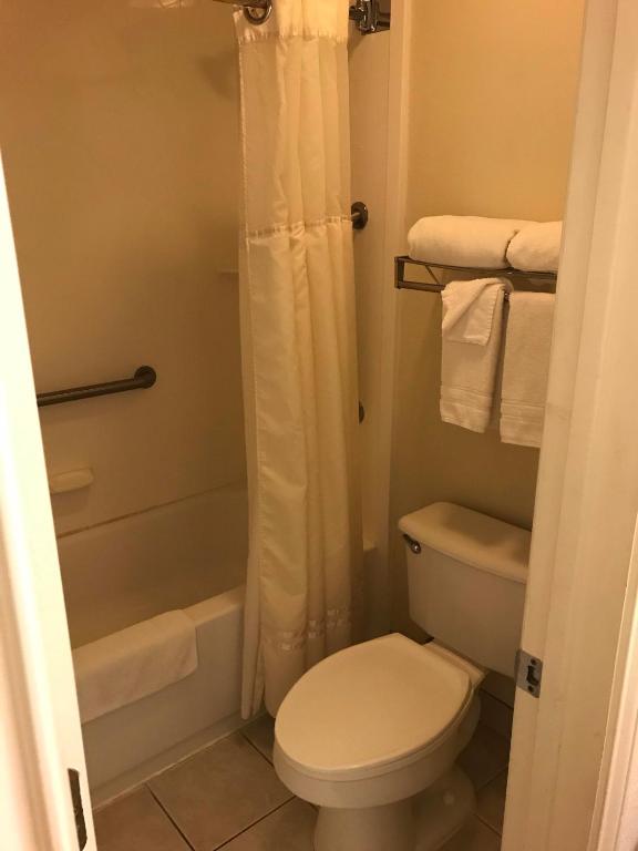 Days Inn by Wyndham San Angelo - Suite 1 Chambre Lit King-Size - Non-Fumeurs