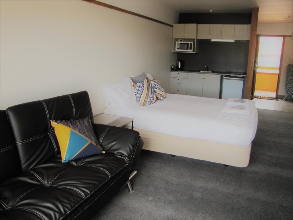 The Beachcomber Hotel - Resim 32