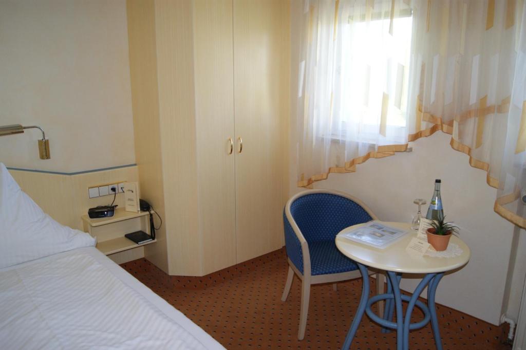 Hotel-Restaurant Schwedi - Habitación Individual Económica