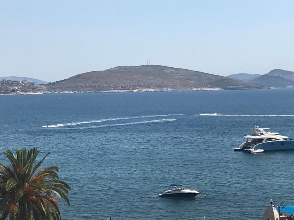 Sea View Apartment Saranda - Image 9