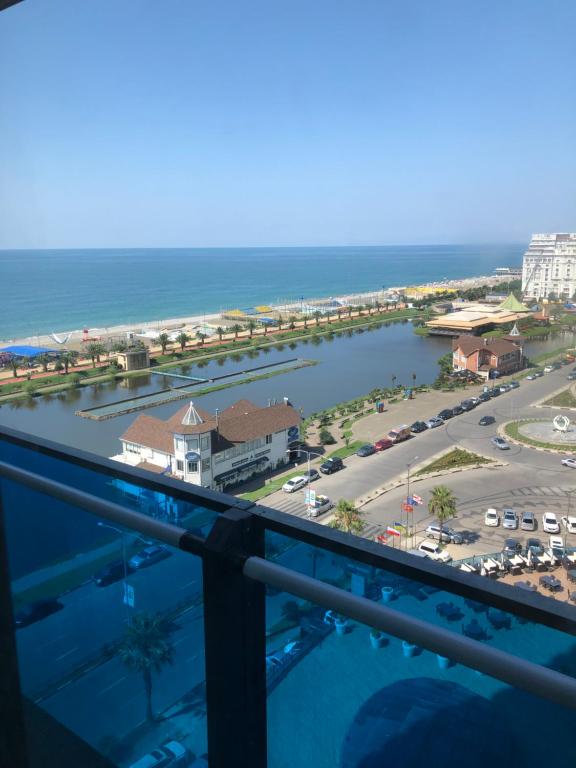 Batumius Apartments - 带有海景的工作室公寓