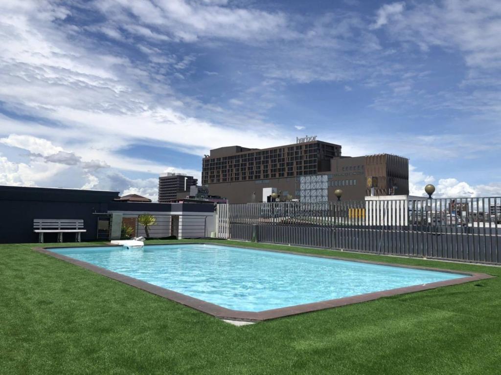 Embryo Hotel - Resim 2