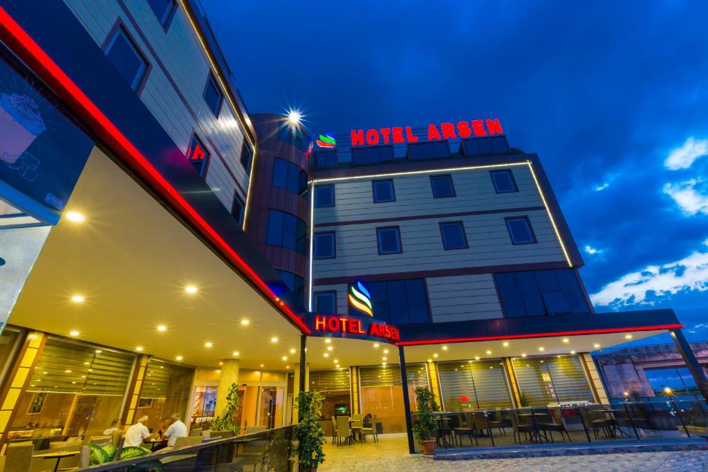Arsen Hotel