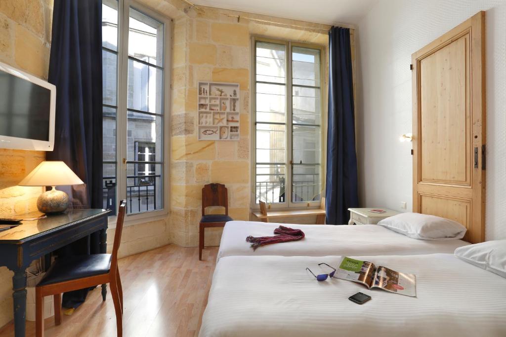 Hôtel La Tour Intendance - Resim 31