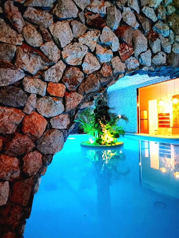 Bazén v ubytování Mayan Majesty Boutique Hotel nebo v jeho okolí