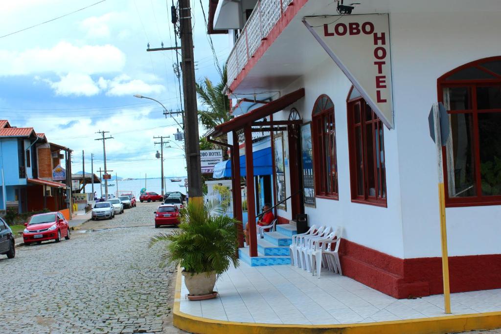  Lobo Hotel