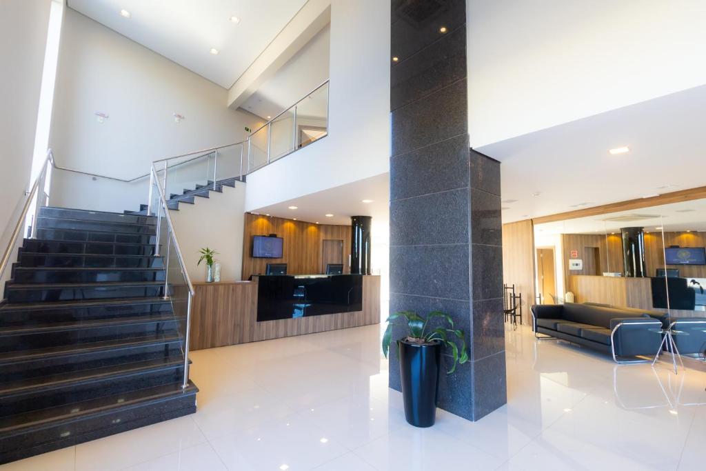  Pinna Business Hotel