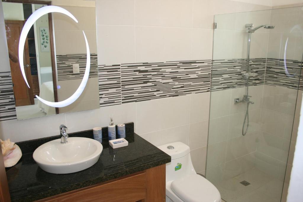 Koupelna v ubytování Villa Deluxe Costambar