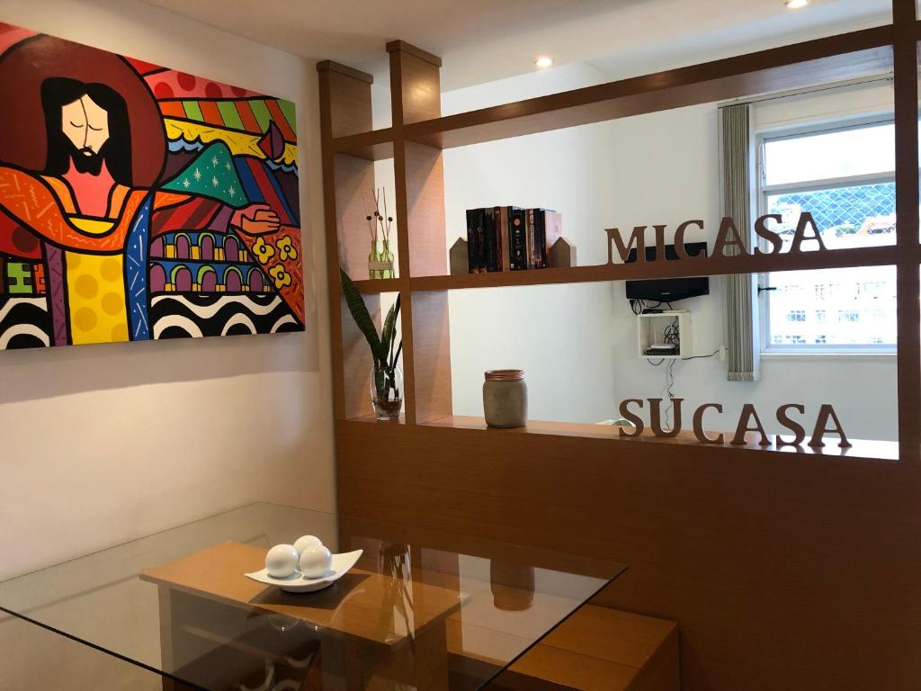  LOFT em COPACABANA com VISTA para o CRISTO REDENTOR 50m METRO e 500 m PRAIA - CAMA QUEEN e Portaria 24h