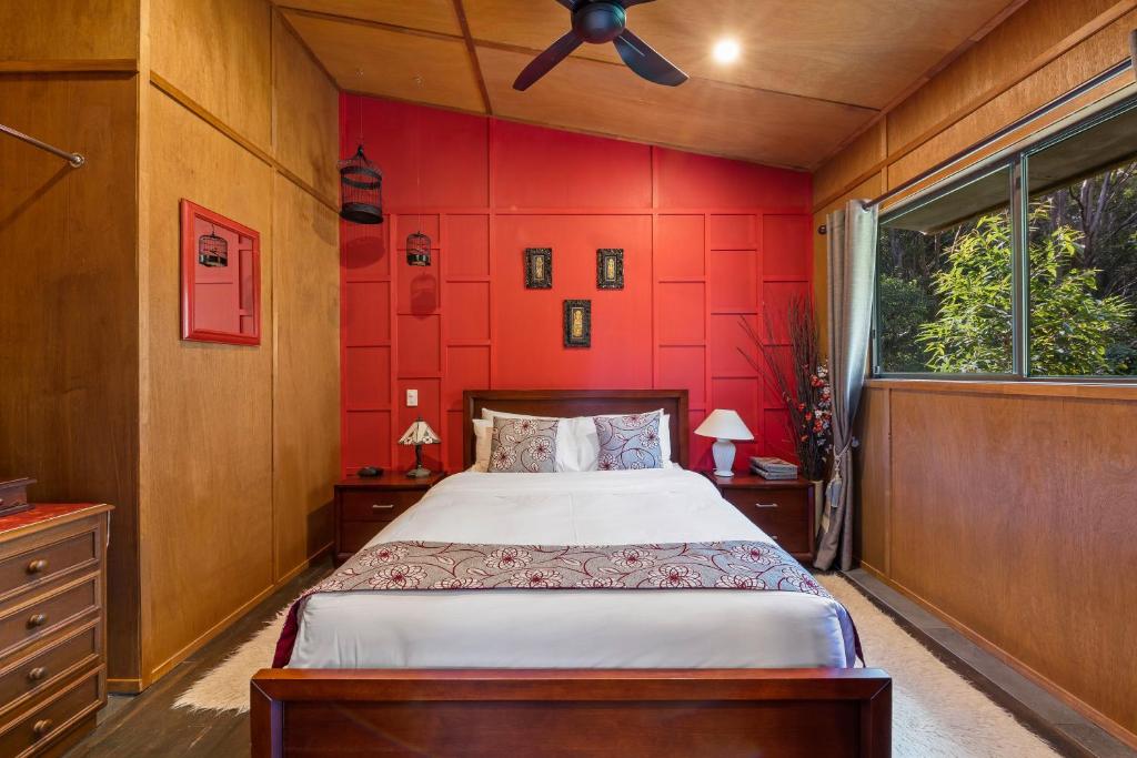 Noosa Hinterland Retreat - One-Bedroom Villa - Orchid