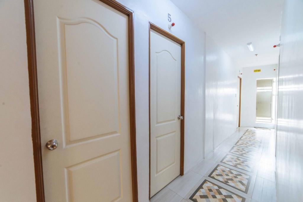 Fotografie z fotogalerie ubytování RedDoorz at San Antonio Binan Laguna v destinaci Biñan
