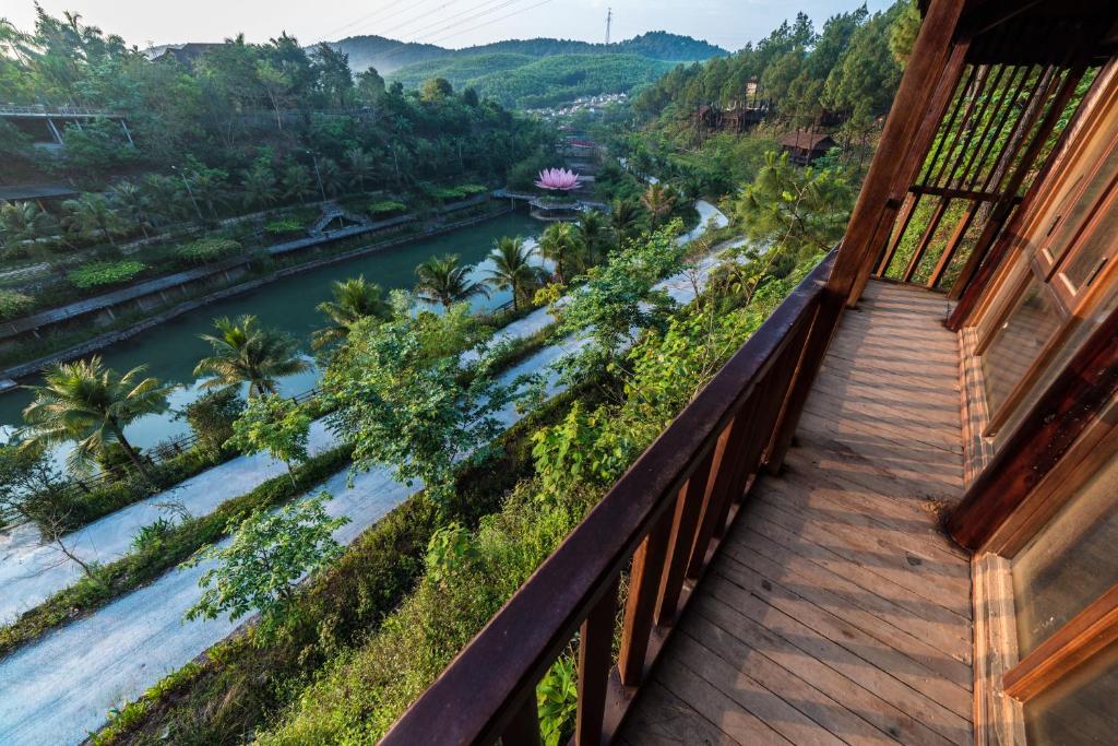 Bungalow Deluxe Nhìn Ra Sông