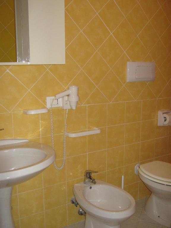 Koupelna v ubytování Albergo Seaside