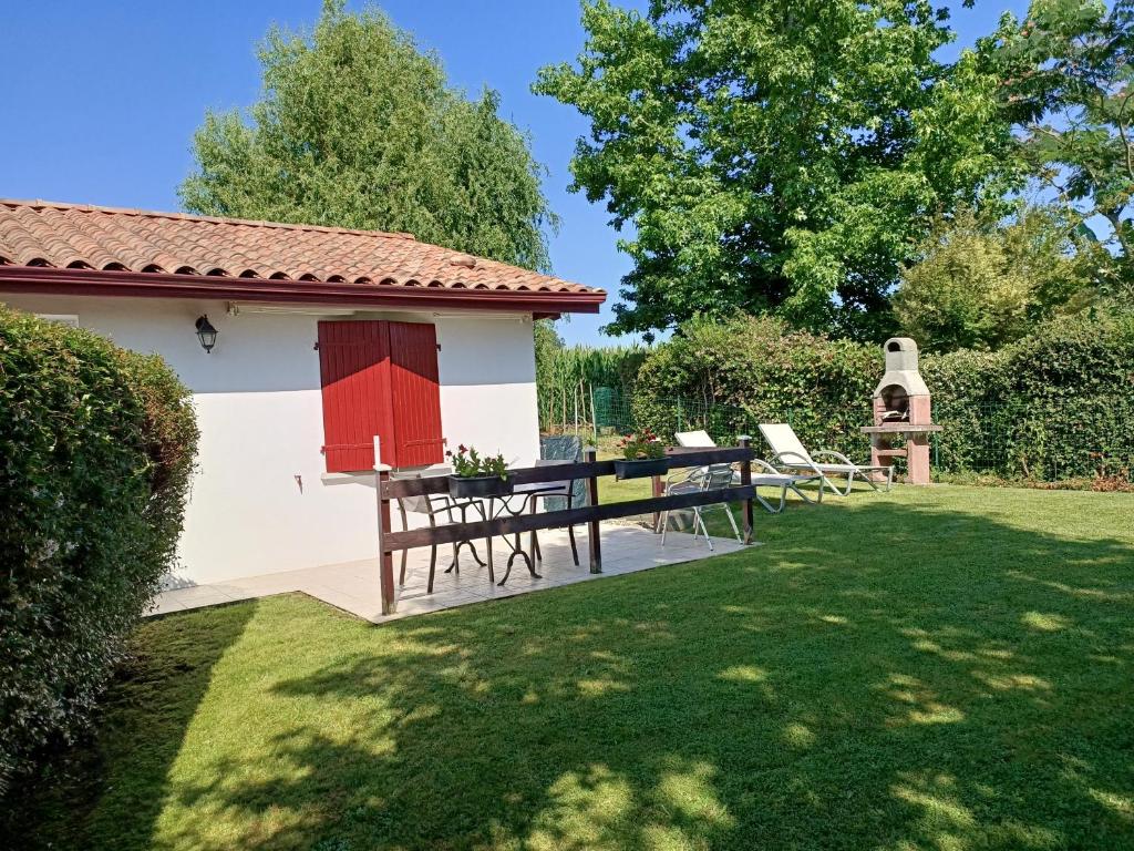 Zahrada ubytování Appartement Gerezitenia