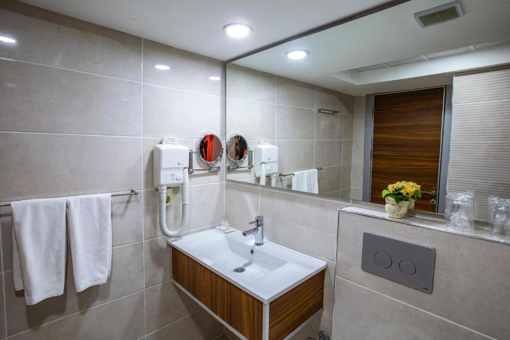 Koupelna v ubytování Grand Terme Hotel