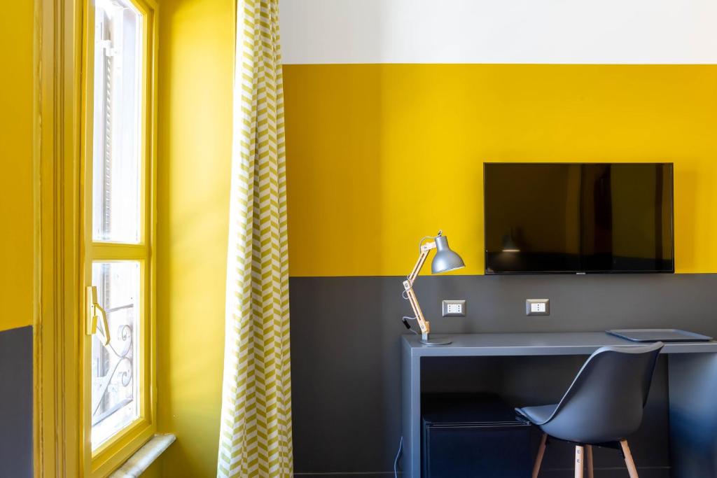 رزرو هتل و هاستل، MODO Rooms & Suite Rome, آژانس هواپیمایی آسمان سپید
