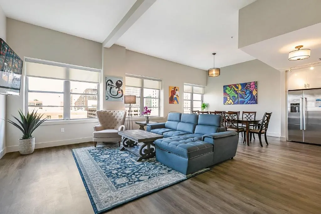 Urban Condos with City Views, New Orleans (LA), United States