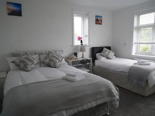 Elsham Gardens Rooms, Manchester (CT), United Kingdom