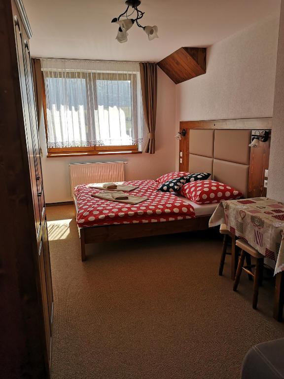 Postel nebo postele na pokoji v ubytování Privát Bachleda Ždiar