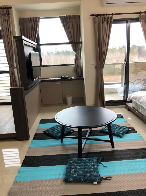 TV a/nebo společenská místnost v ubytování Warm B&B