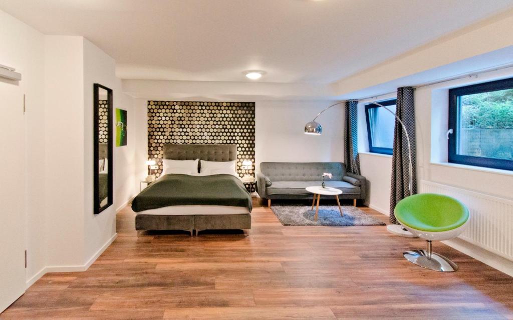 
Comfort Suite Apartment basement (basement) with sofa bed
