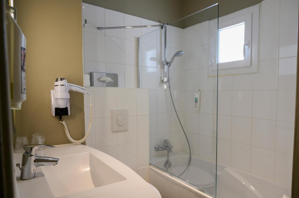 ibis Paris Tour Montparnasse 15eme - Resim 34