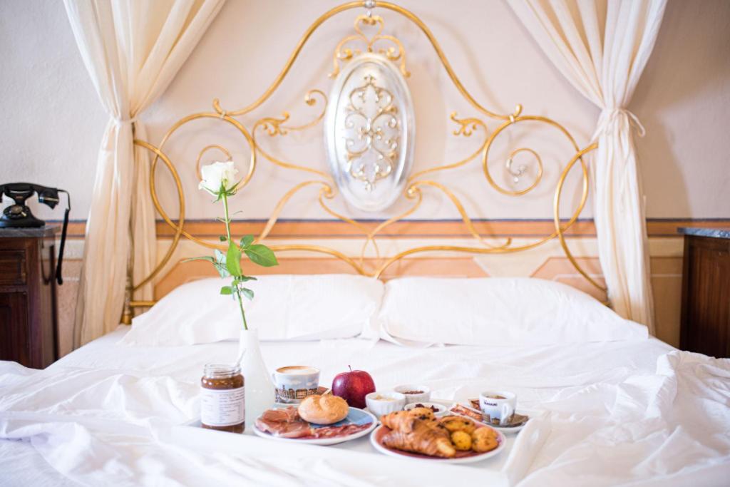 PALAZZO DEL CAPITANO Wellness & Relais - Luxury Borgo Capitano Collection - King Suite With Spa Bath