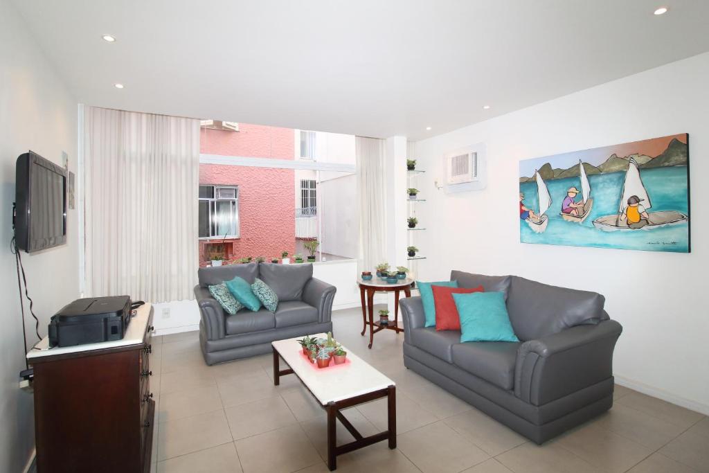  CaviRio - Modern flat on the corner of Farme de Amoedo street (BT201)