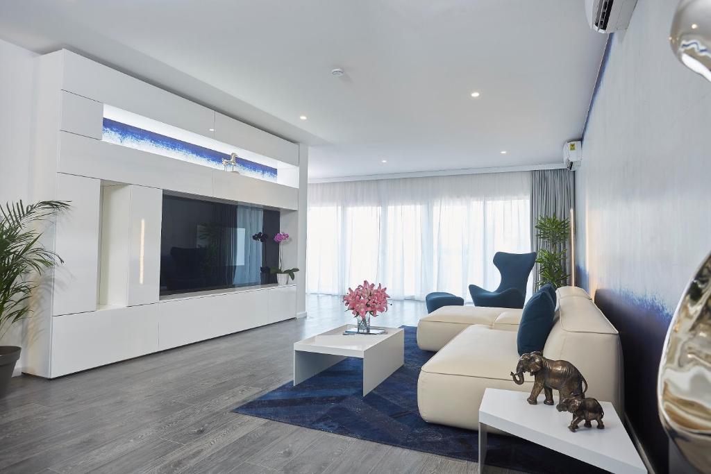 Kwarleyz Residence, Accra - King Suite