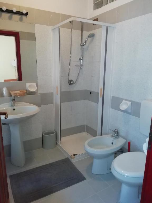 Hotel Rezia Valtellina - Classic Triple Room