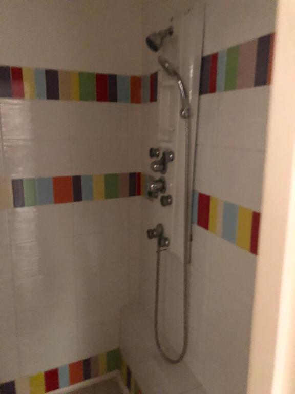 A bathroom at The Whistling Rabbi