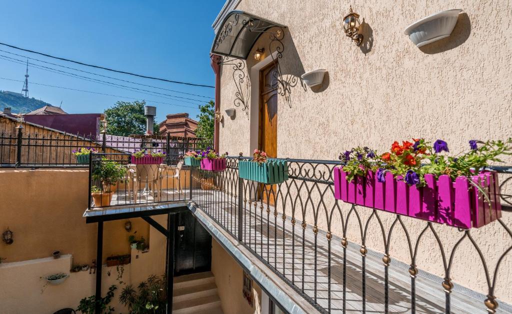 Balkón nebo terasa v ubytování Golden Light Hotel