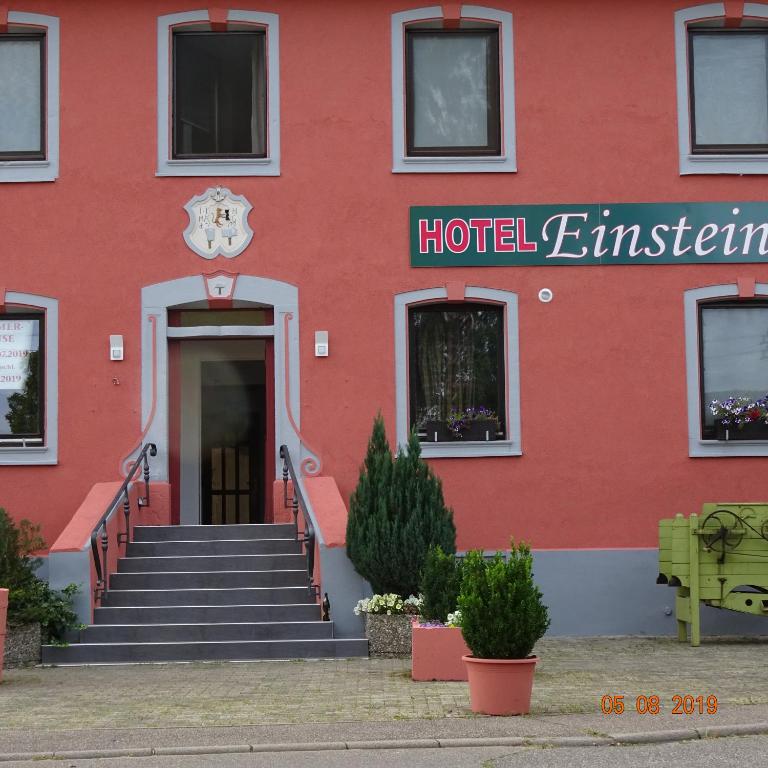 Exteriér nebo vchod ubytování Hotel Einstein