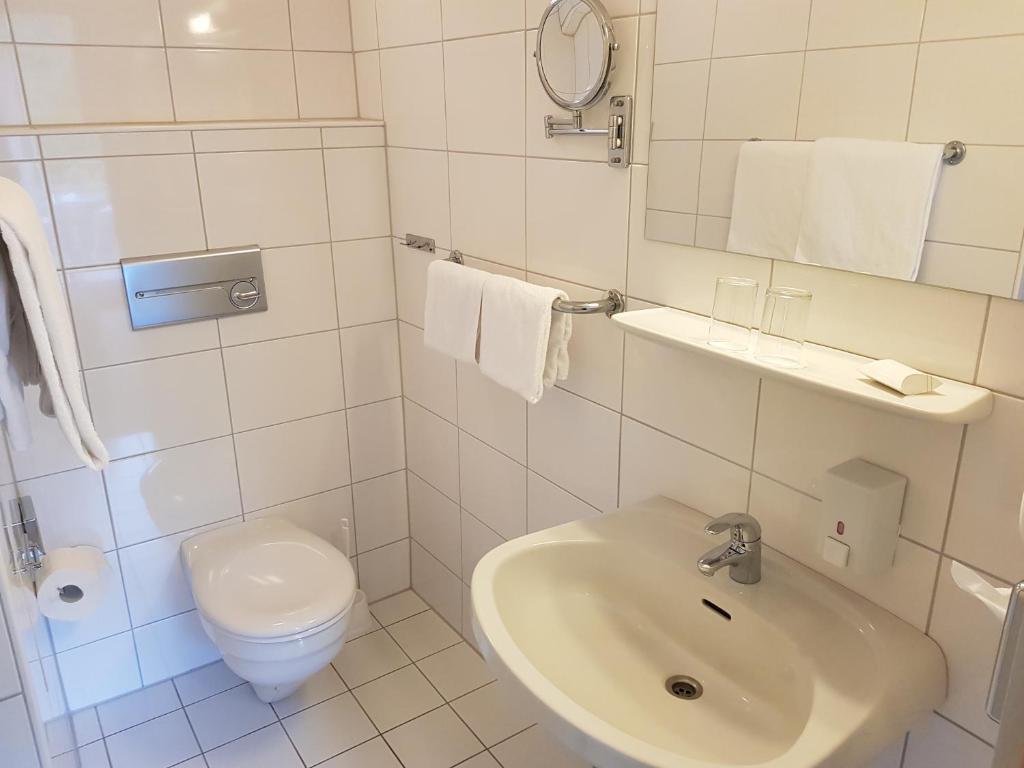 Koupelna v ubytování Hotel zum Anker