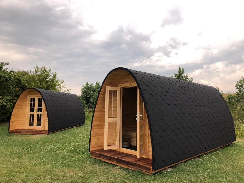 Afbeelding uit fotogalerij van Trekkershut/kampeerhut in Hulst