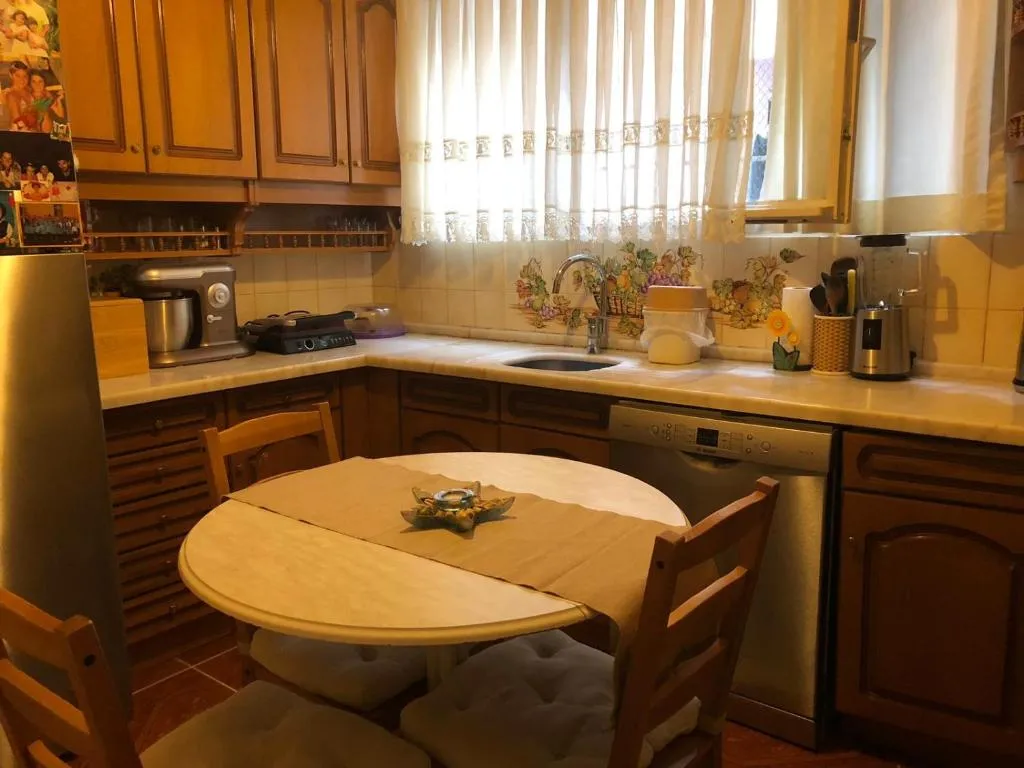 Sweet family home( Females Only), Istanbul, Turkey
