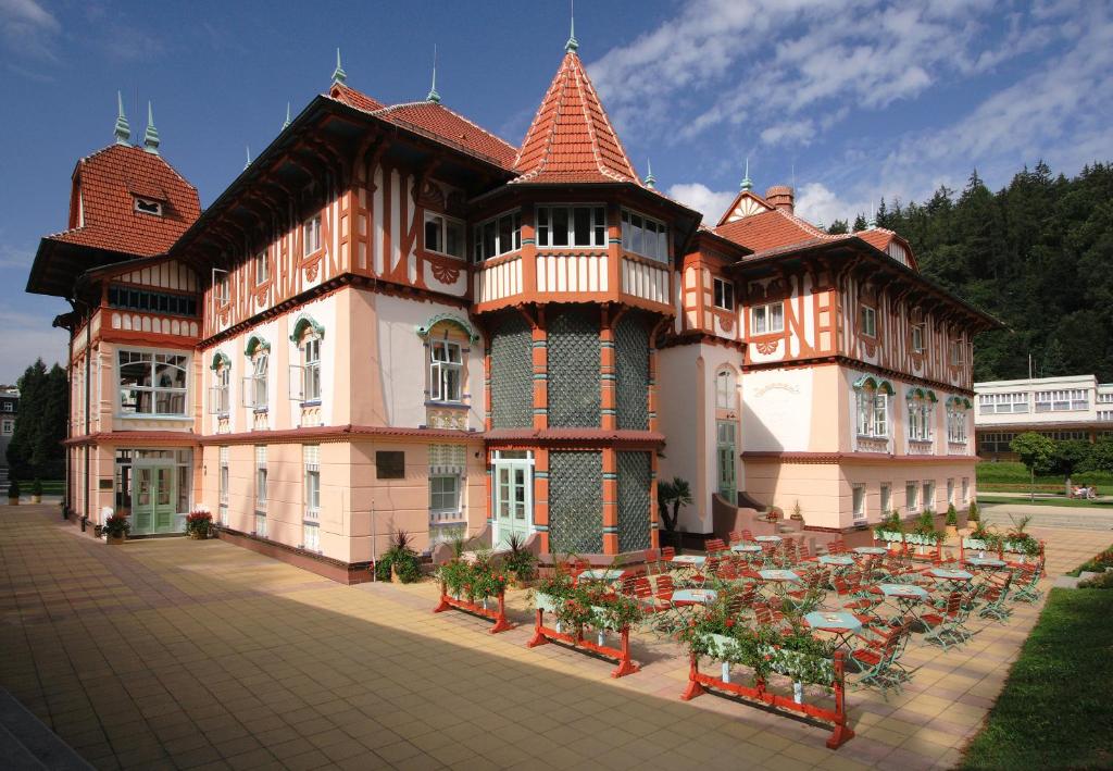 Budova, kde se hotel nachází
