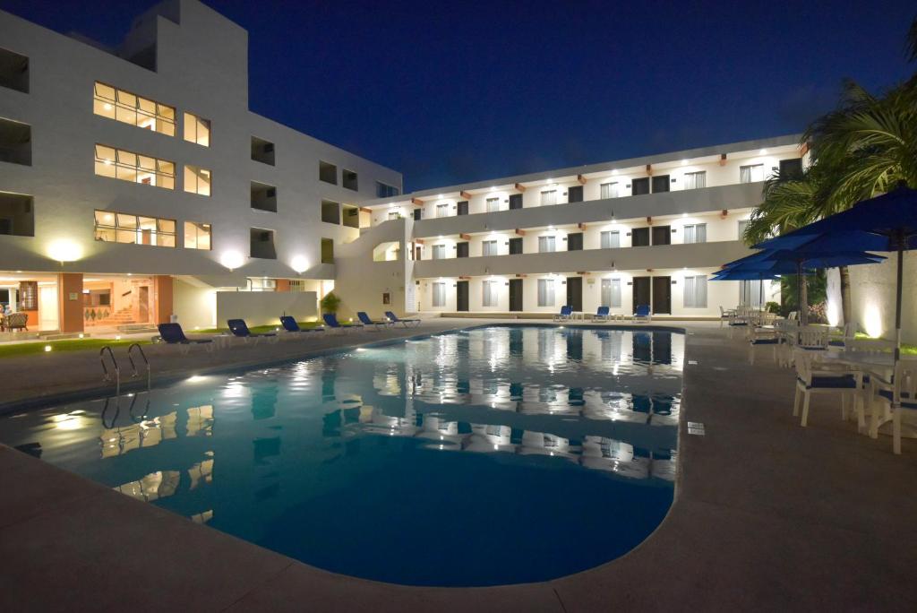 Bazén v ubytování Hotel Bonampak nebo v jeho okolí