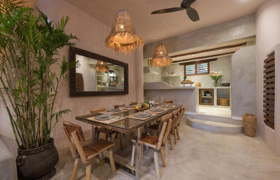 Eco-Friendly House by Tripintravel