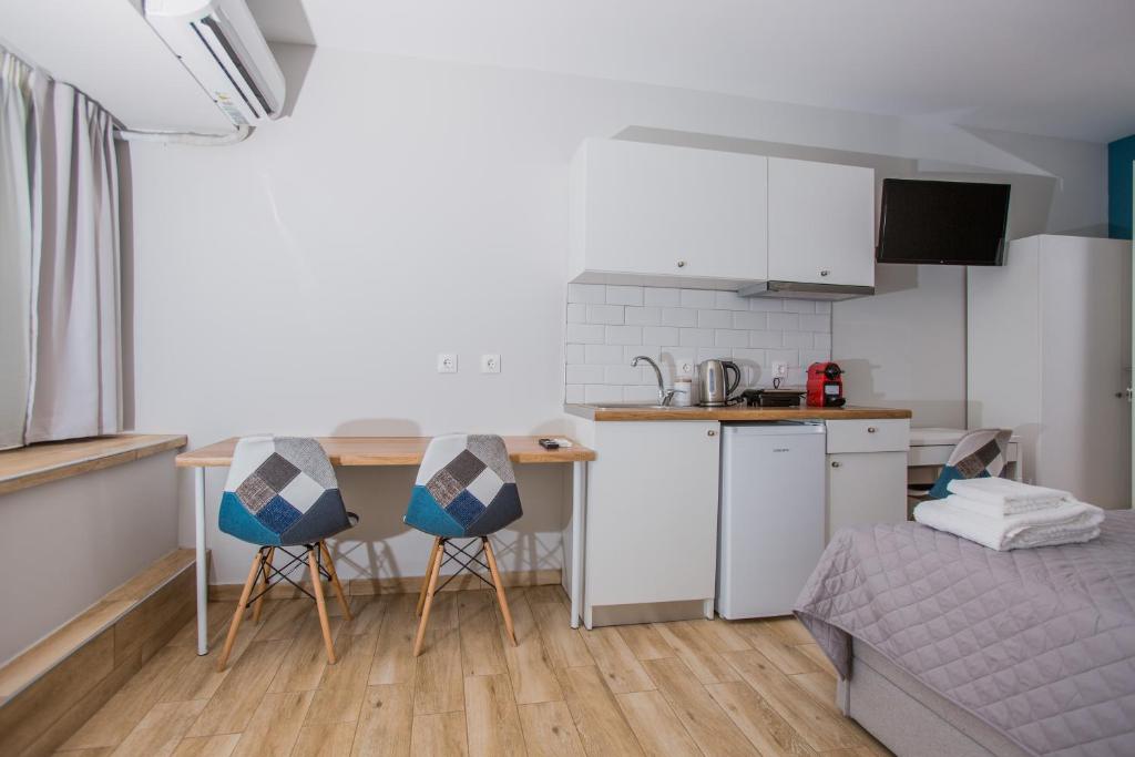 Athens Raise Acropolis Project - Deluxe Double Studio