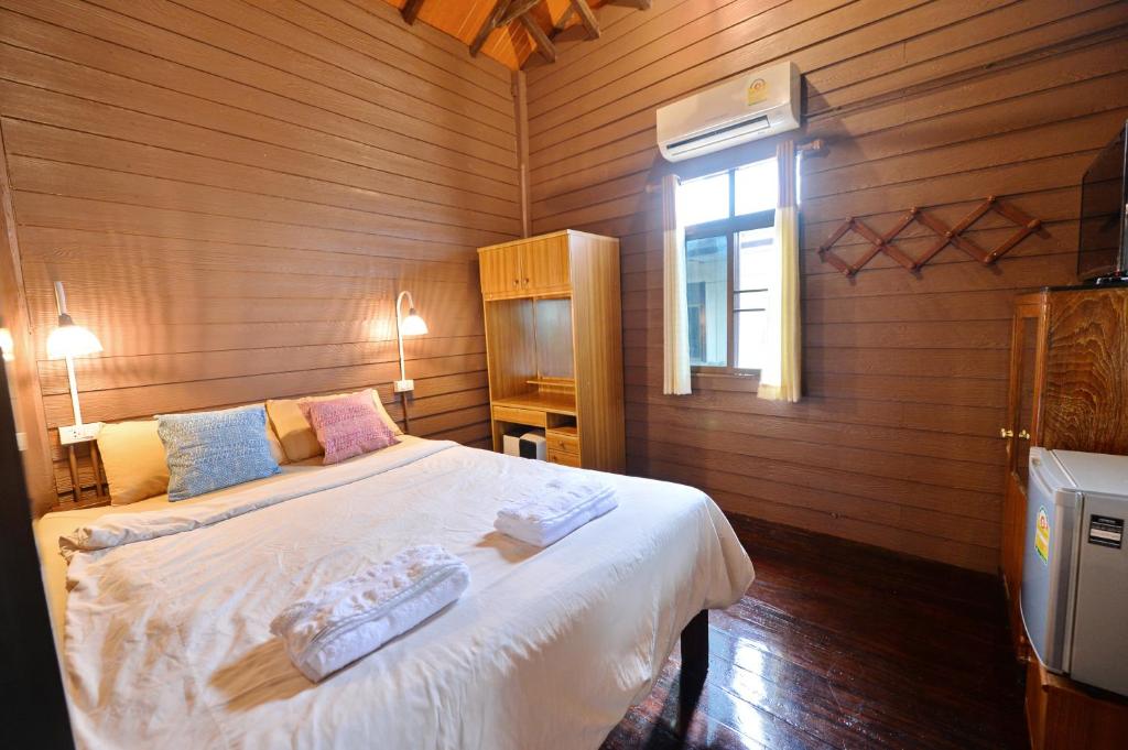 Huan Kawin Est.58 Lanna Home & Collection - 10