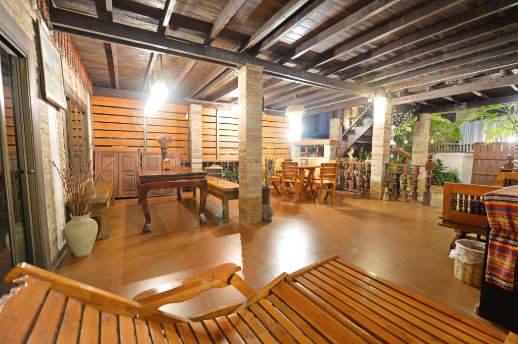 Restaurace v ubytování Huan Kawin Est.58 Lanna Home & Collection