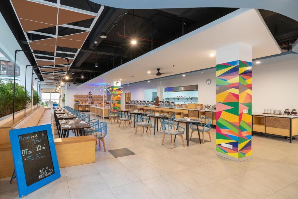 Kuta Beach Club Hotel interior