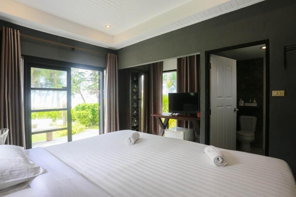 Gallery image of Bayview Resort in Ban Chak Phai