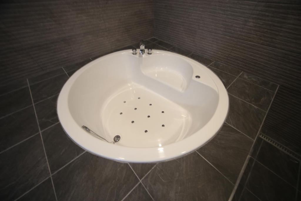 Koupelna v ubytování Bestie Hotel